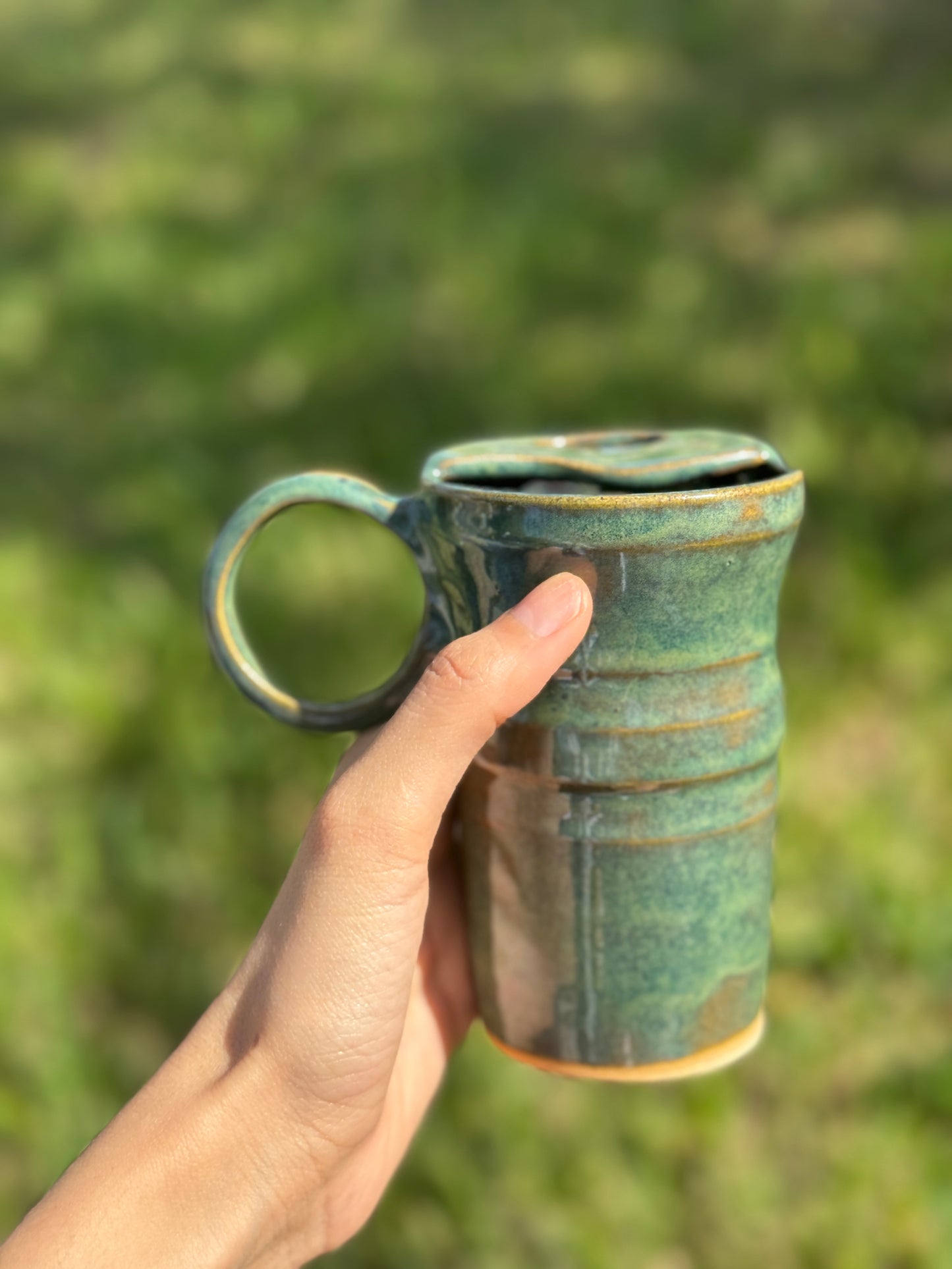 Green travel mug