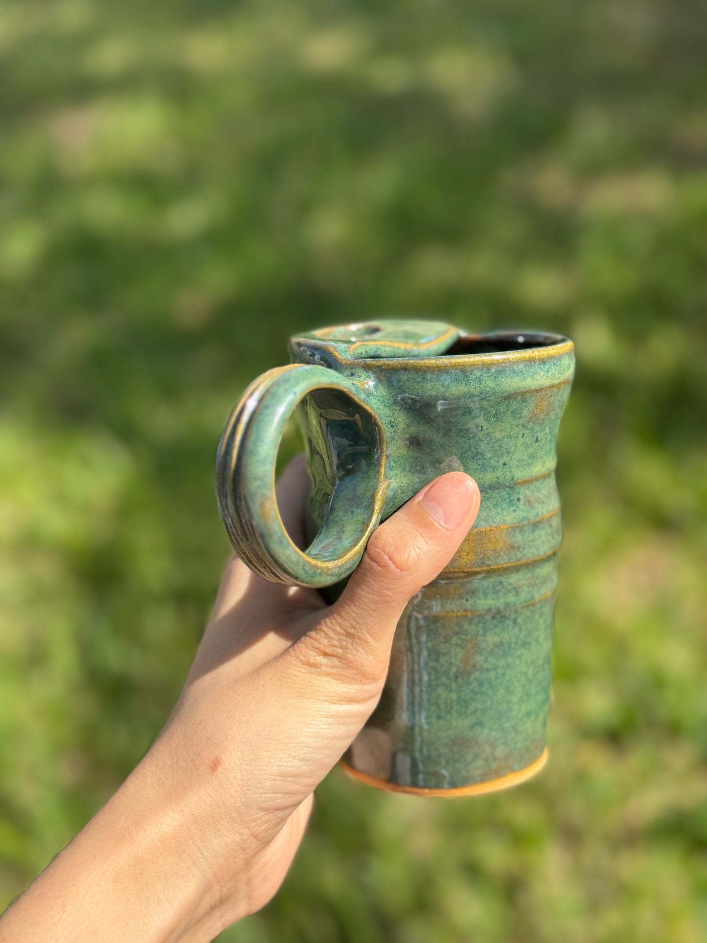 Green travel mug