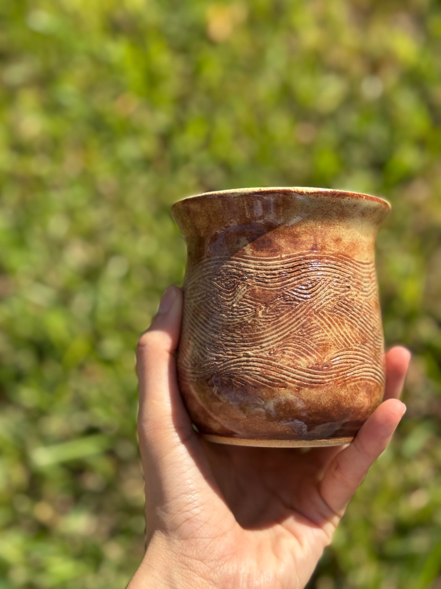 Toasted thumb cup