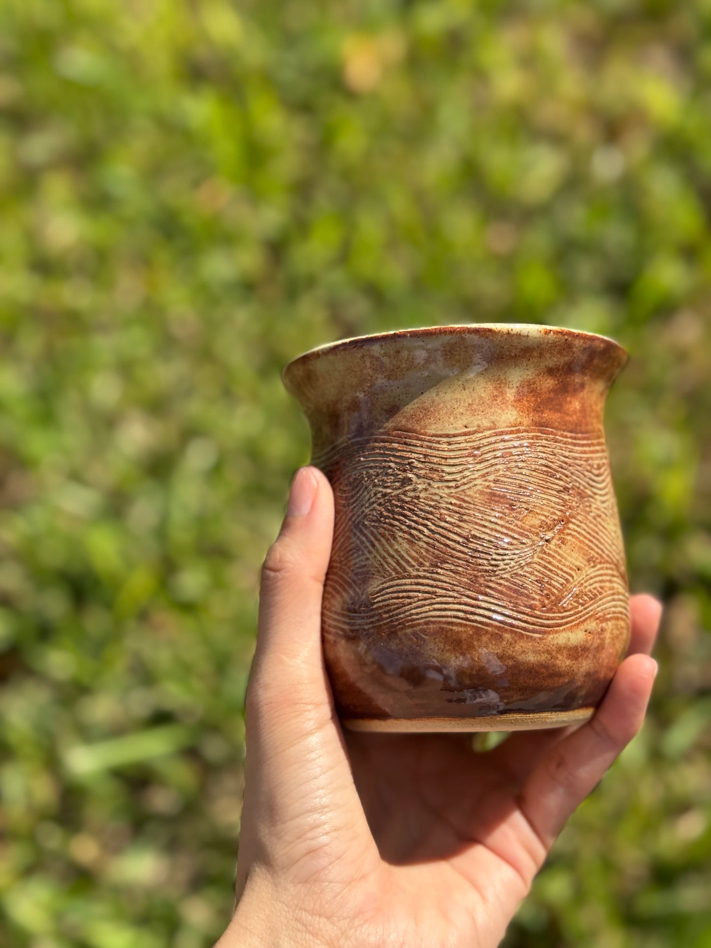 Toasted thumb cup