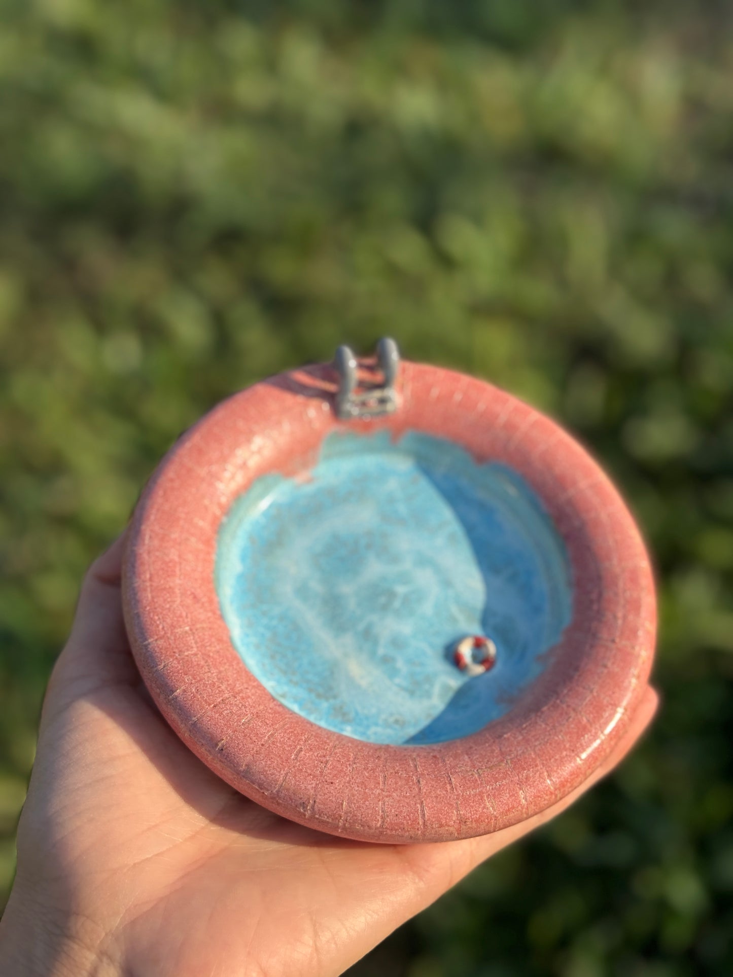 Is it a Vintage Pool Plate?!