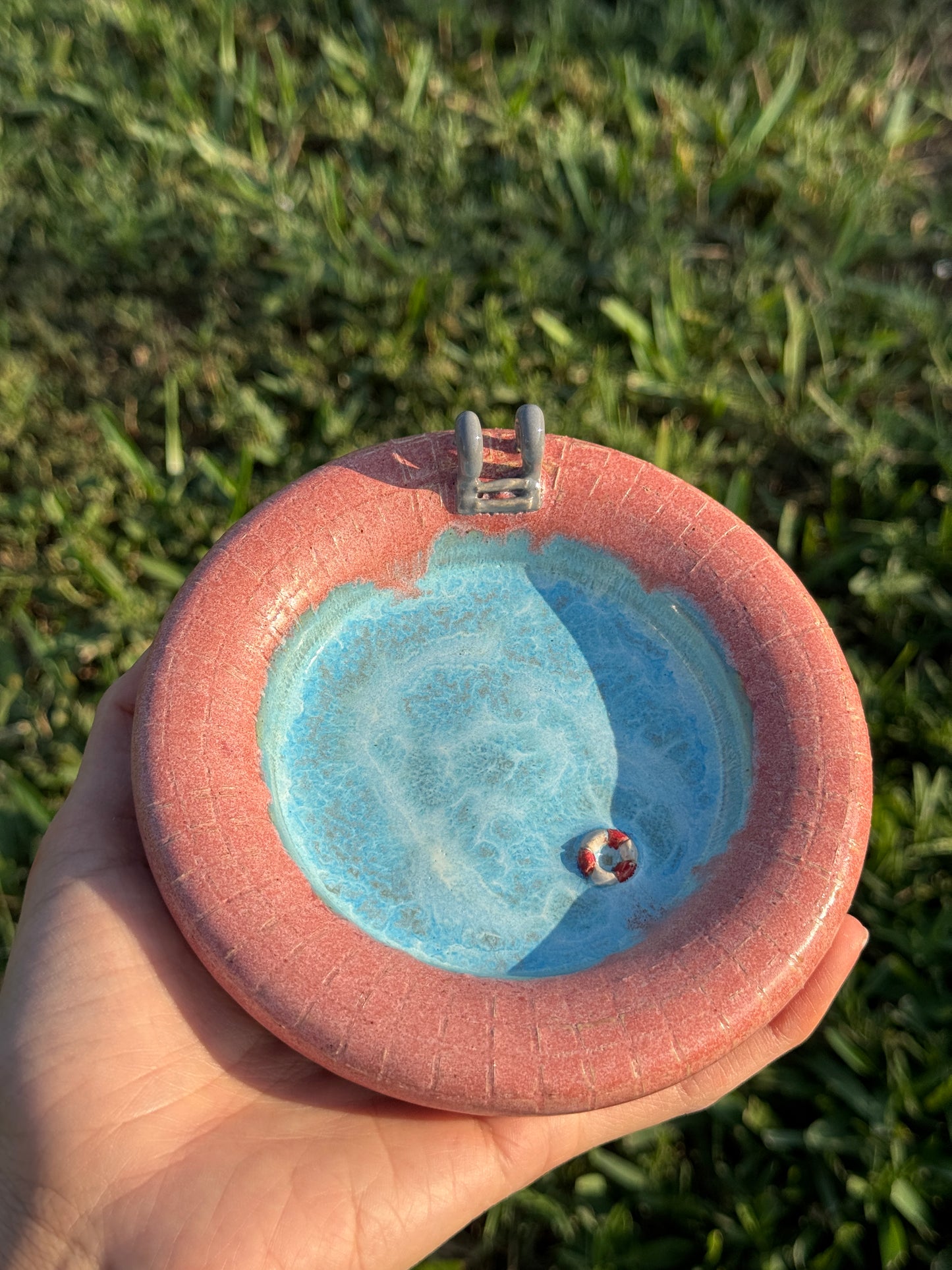 Is it a Vintage Pool Plate?!