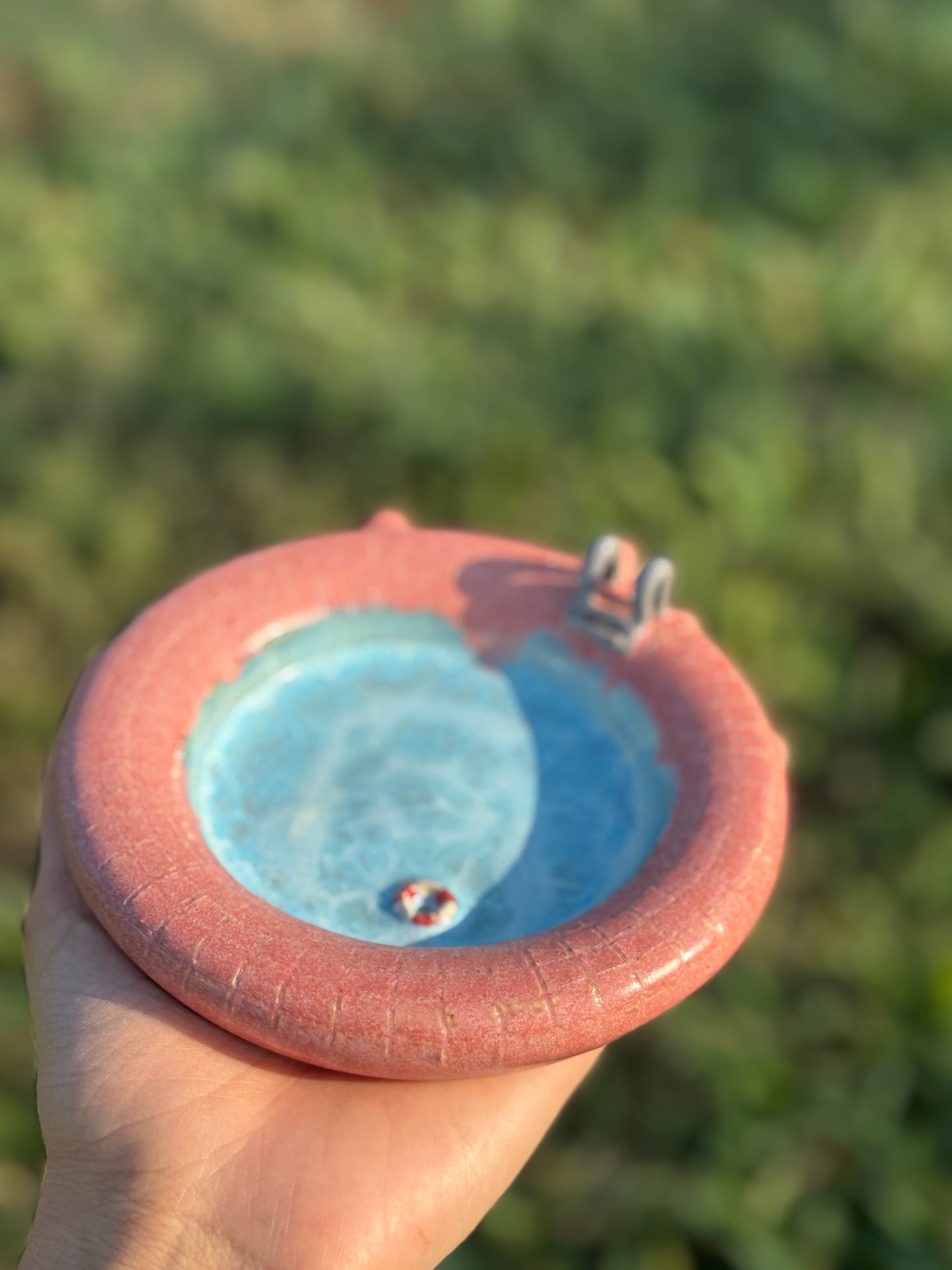 Is it a Vintage Pool Plate?!