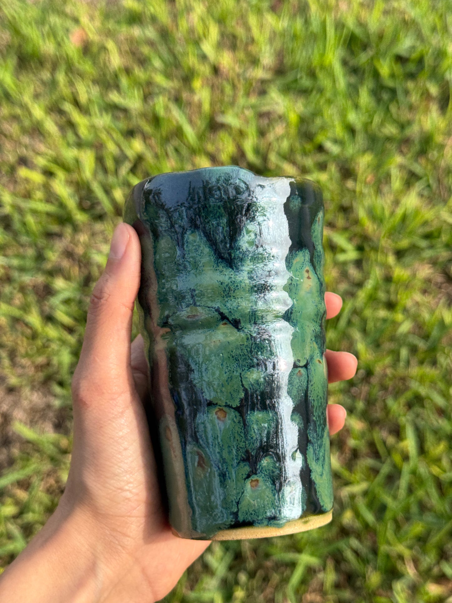 Floating Olive to go mug