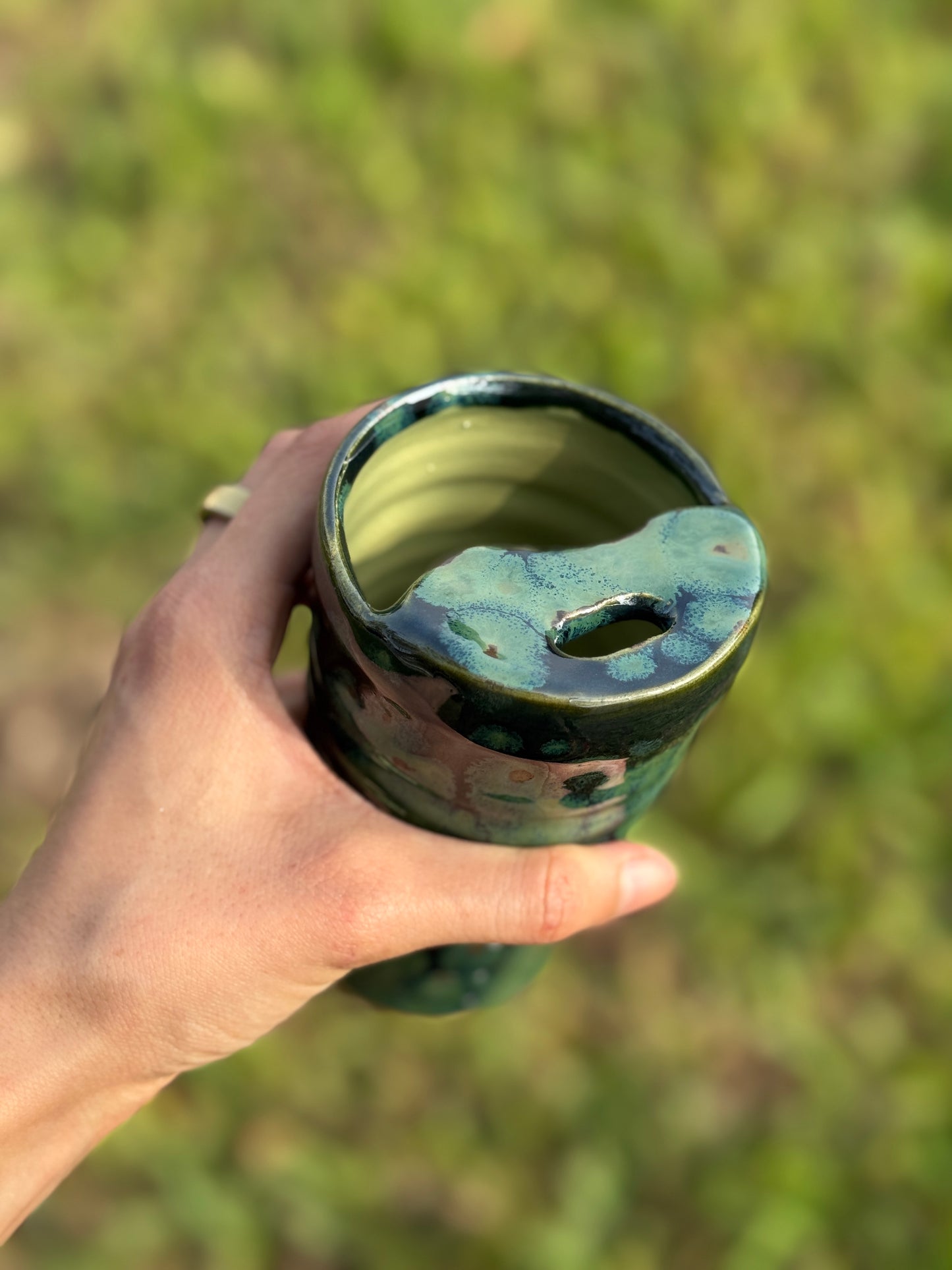 Floating Olive to go mug