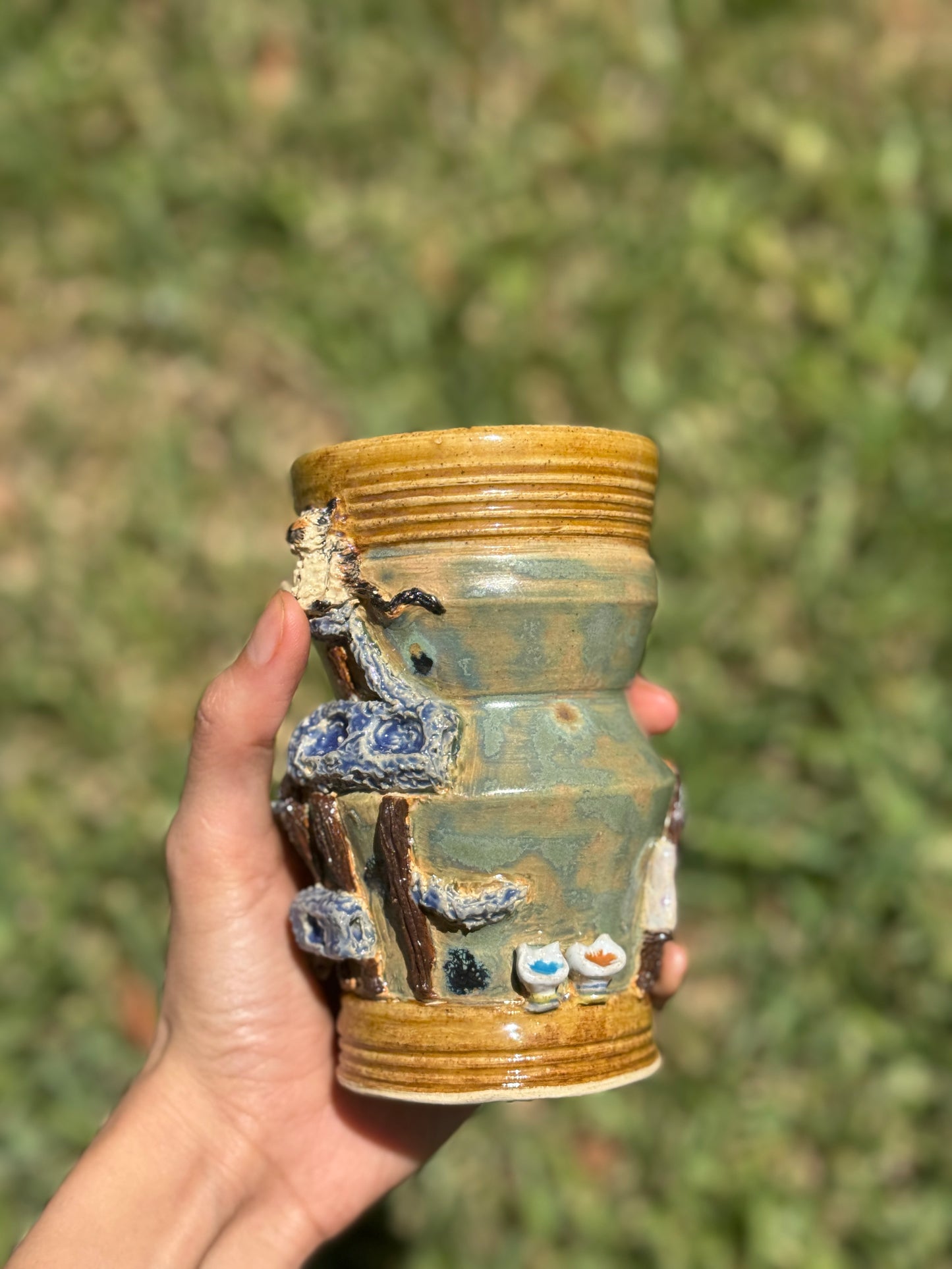 Siamese and Calico cat to go mug